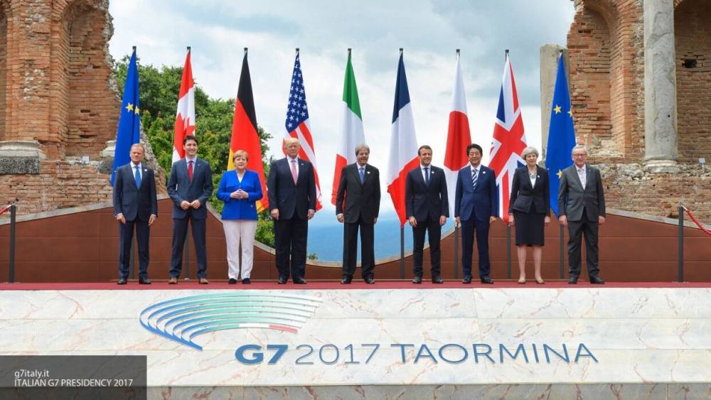 Трамп перенес саммит G7 и пригласил на него ряд стран, в том числе Россию