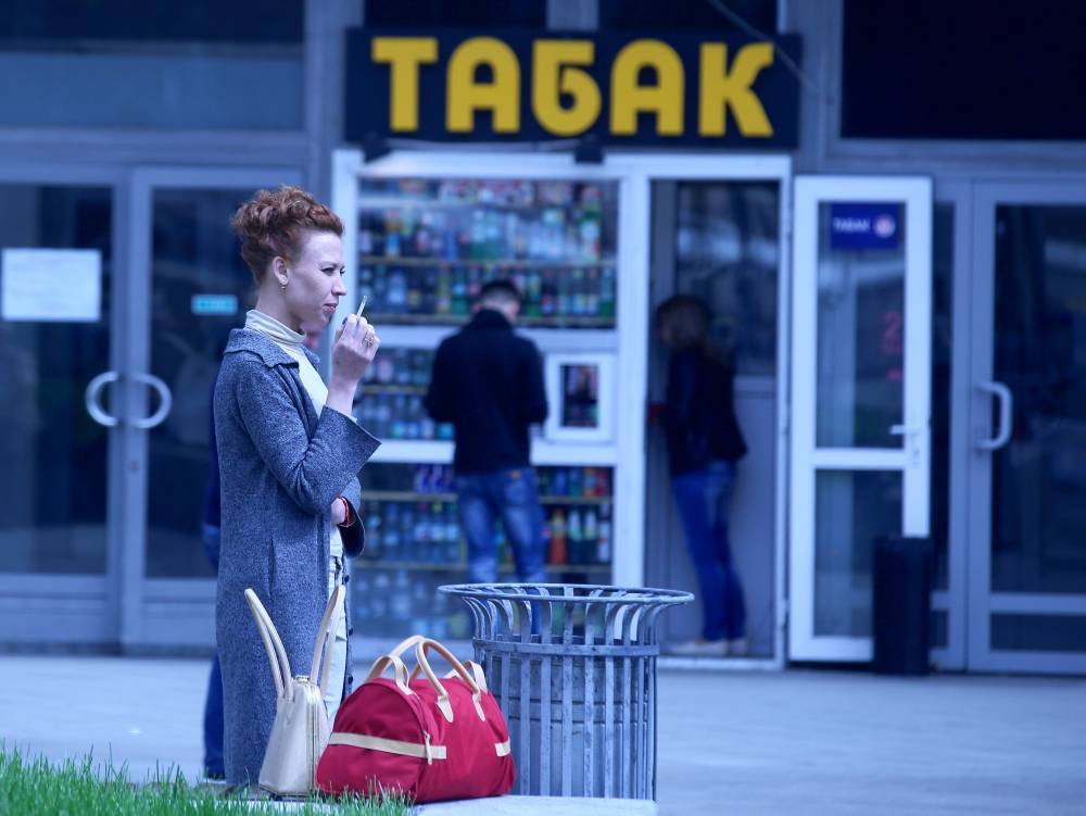 Депутат Госдумы предложил лечить никотиновую зависимость по полису ОМС