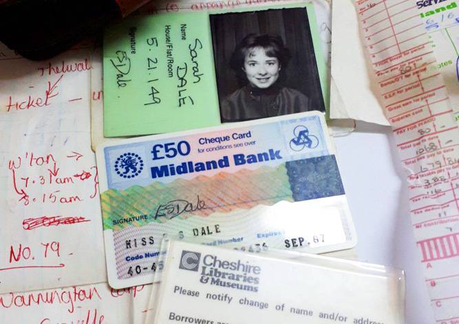 В Англии потерянный 30 лет назад кошелек вернули хозяйке