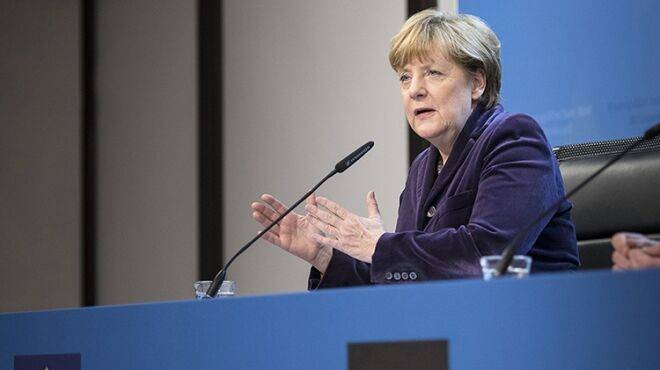 Сенатор Пушков рассказал, почему Меркель отказалась участвовать в G7 в США
