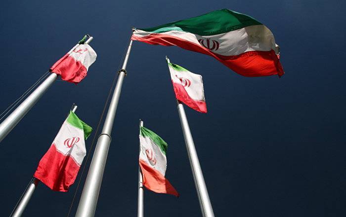 США наказывают Тегеран за "ядерный шантаж". Чем это грозит России