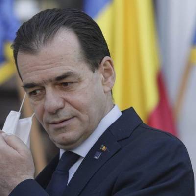 Премьер-министр Румынии оштрафован за курение в помещении
