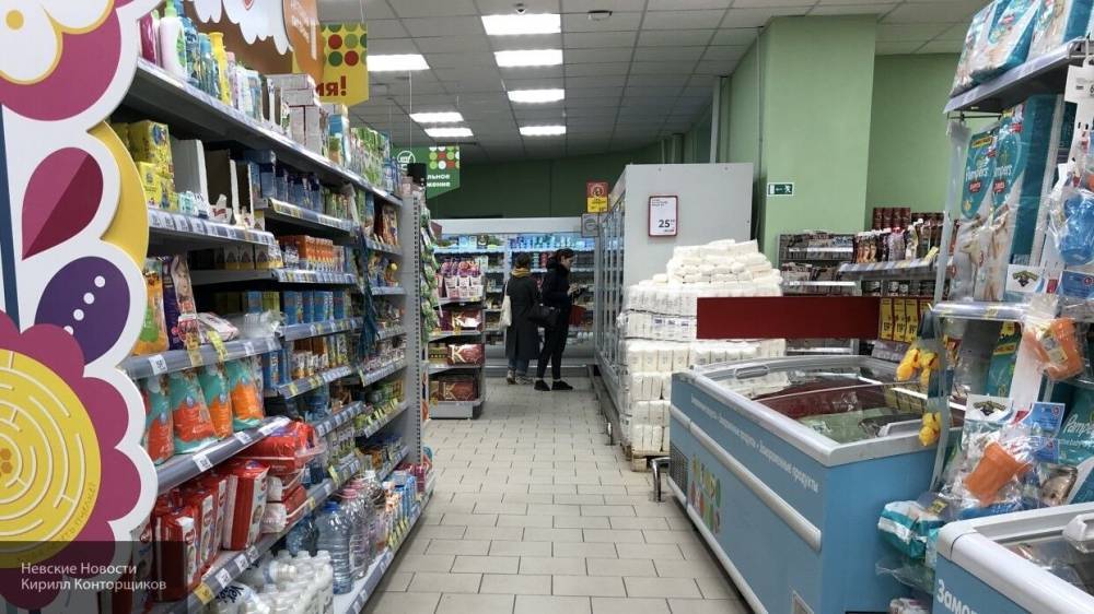 Школьница из деревни Барсуки сообщила о "минировании" более 440 магазинов в Петербурге