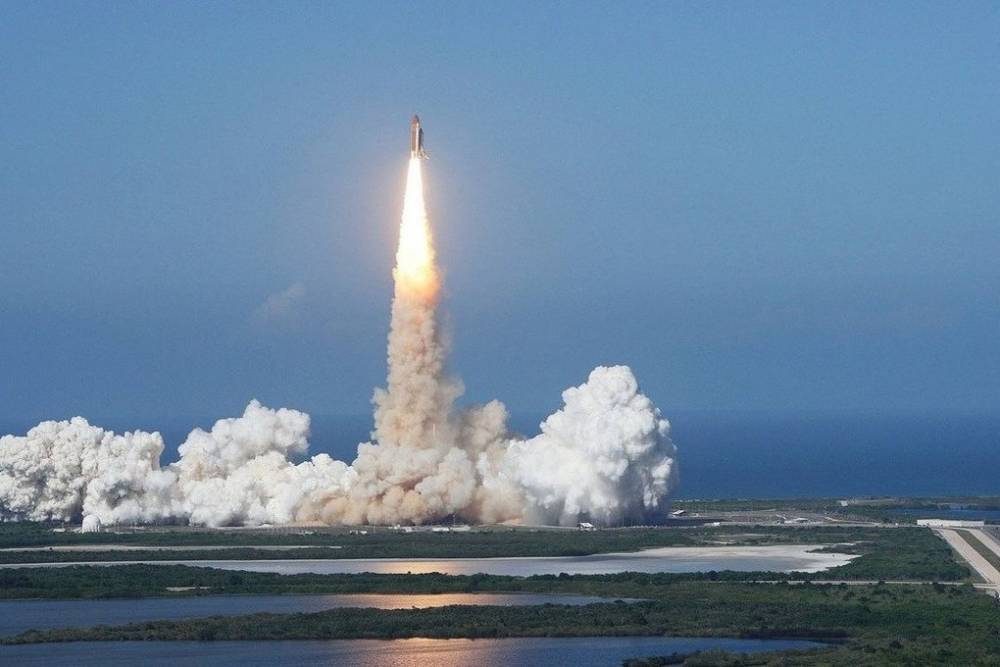 «Роскосмос» собрался испытать две новые ракеты