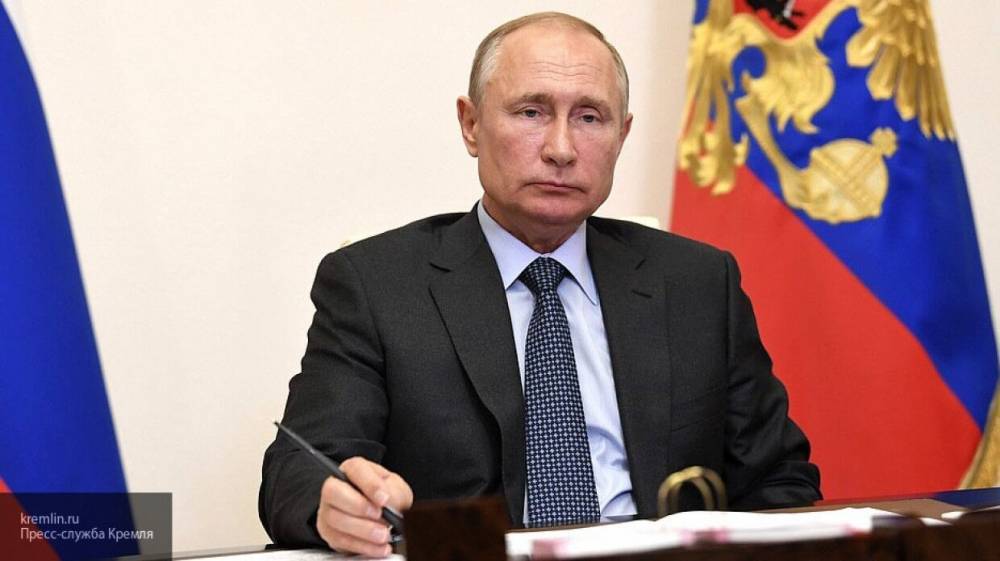 Песков заявил, что дату голосования по Конституции будет объявлять Путин