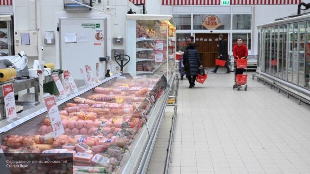 Мужчина умер во время посещения супермаркета в Рязани