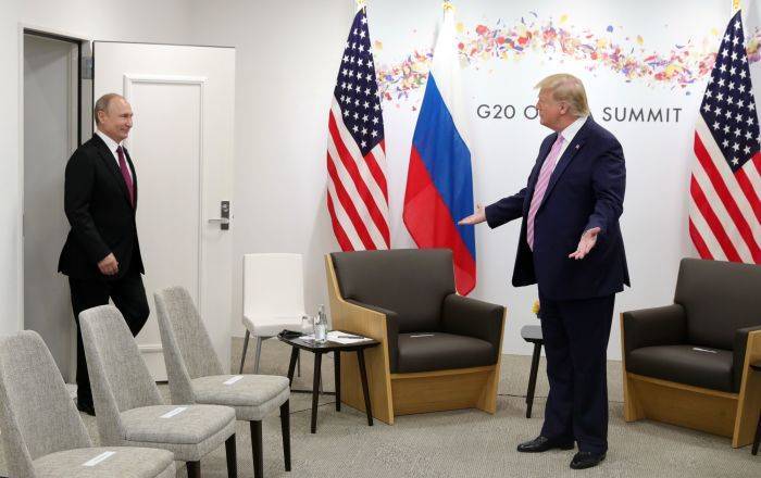 "Клуб друзей США не справляется": Трамп хочет пригласить Россию на саммит G7