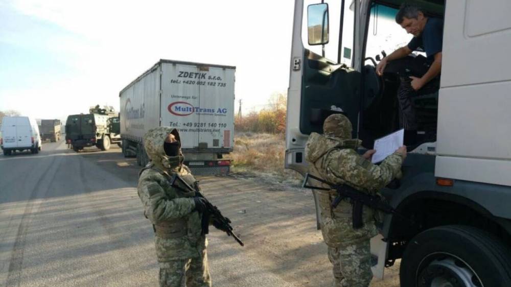 Протестующие водители заблокировали КПП на границе Украины с Венгрией