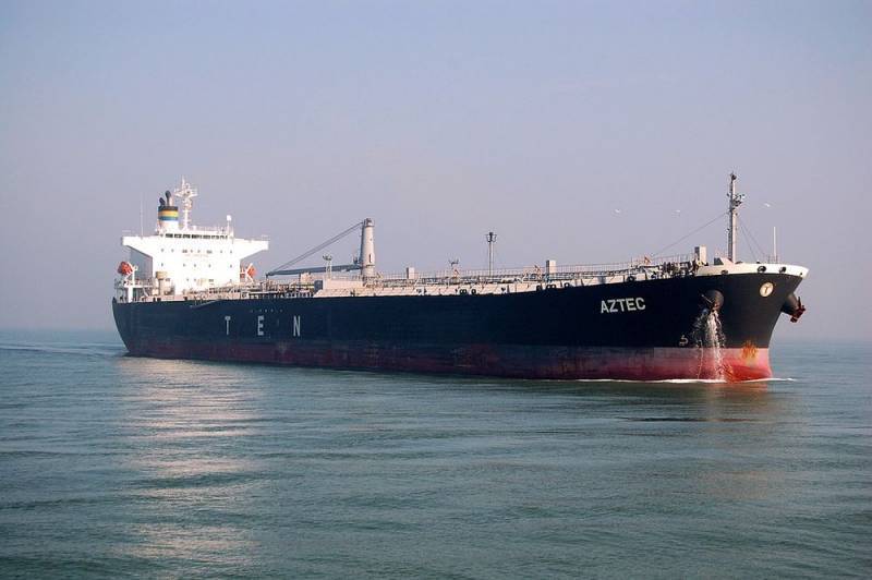 Россия направляет в США все больше танкеров с нефтью