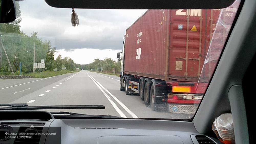 Погранслужба Украины возобновила движение через КПП "Тиса" на границе с Венгрией