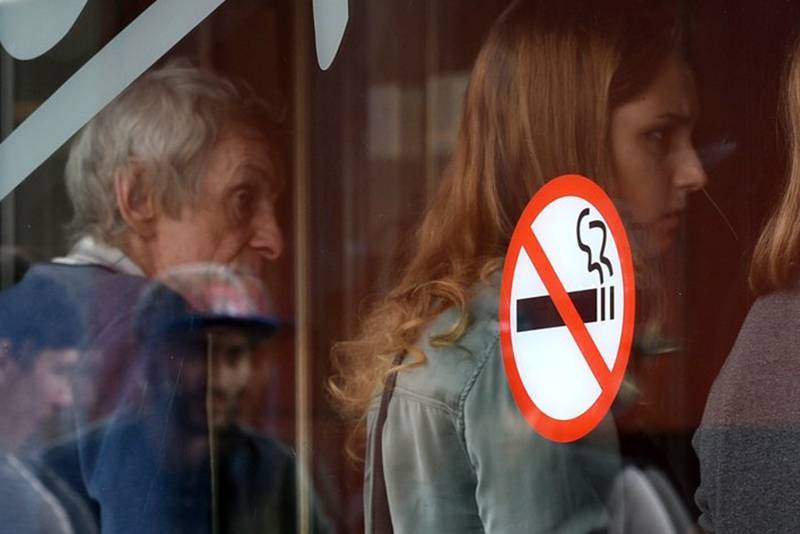 Российские врачи поддержали запрет продажи сигарет до 21 года