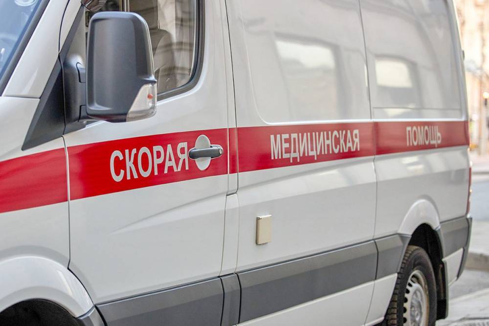 Мотоциклист погиб в ДТП с такси на юге Москвы