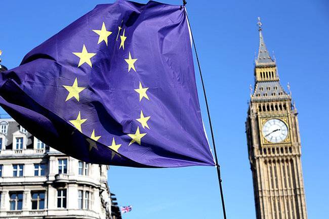 Переговоры по брекситу загнали Великобританию и ЕС в тупик