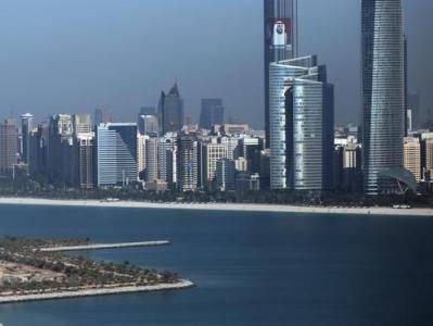Абу Даби вводит запрет на передвижение между своими основными городами