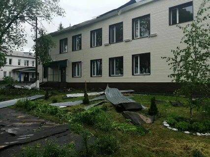 Ветер повредил в Курской и Белгородской областях кровли более 20 зданий