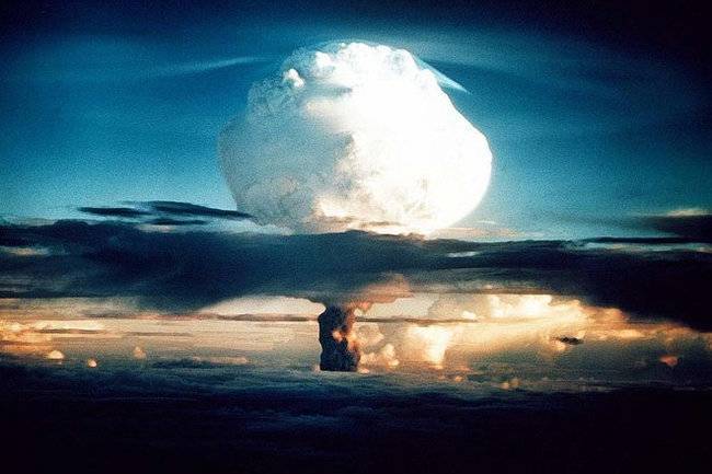 США хотят немножко испытать свое ядерное оружие