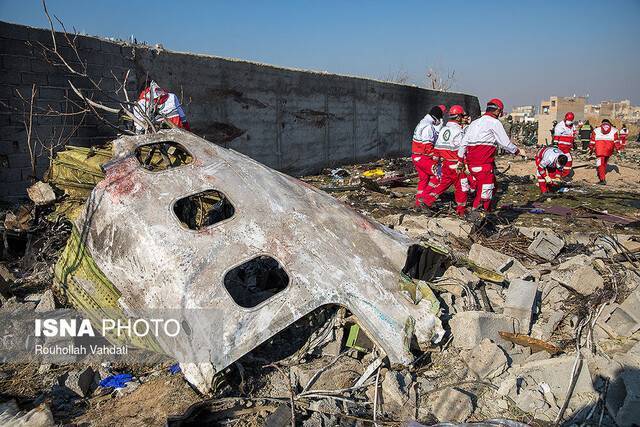 Иран хочет передать "черные ящики" сбитого самолета МАУ во Францию