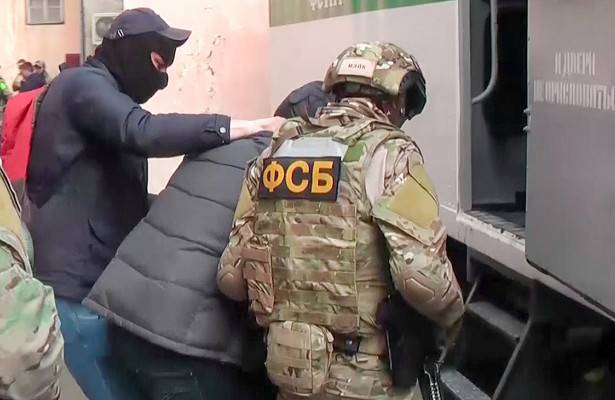 ФСБ ликвидировала укрывшихся в кафе террористов в ходе спецоперации на Кавказе