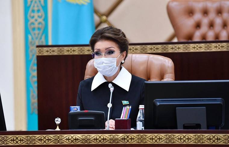 Даригу Назарбаеву отправили в отставку с поста спикера сената Казахстана