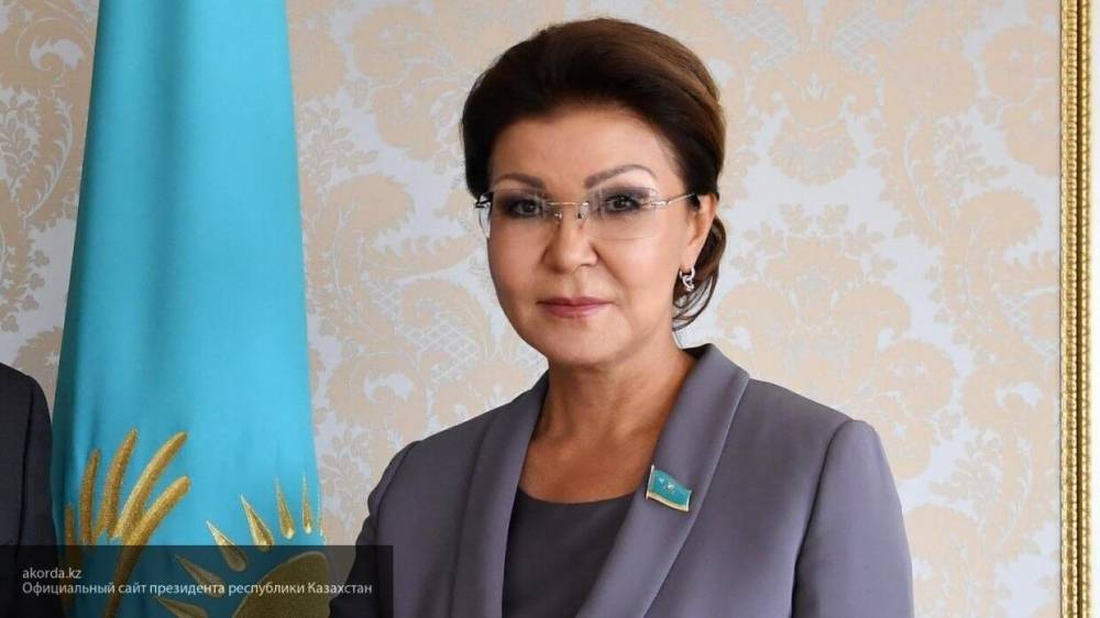 ЦИК Казахстана заявил о прекращении полномочий сенатора республики Назарбаевой