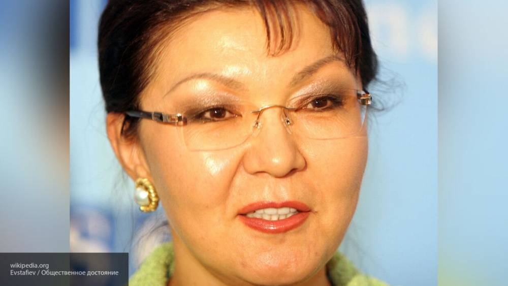 ЦИК Казахстана согласовал уход Назарбаевой с должности сенатора