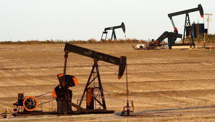 Цены на нефть снизились на фоне обострения напряженности в отношениях США и Китая