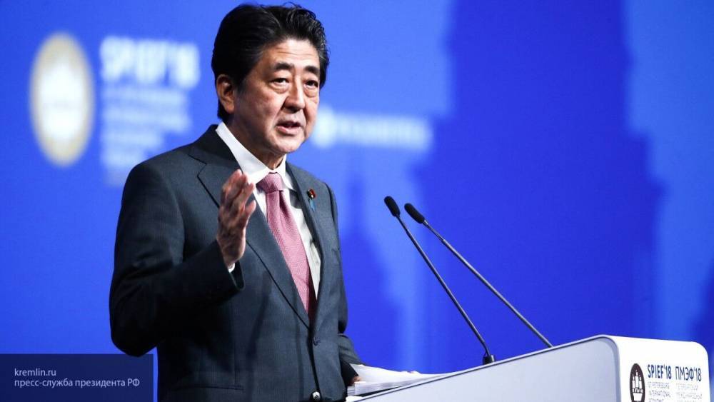 Синдзо Абэ продлил режим ЧС в Японии до конца мая