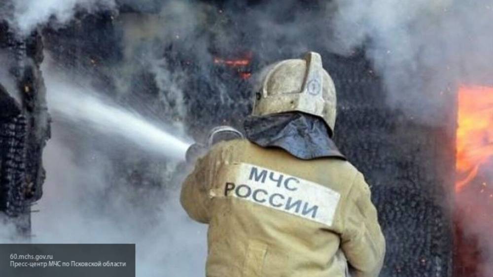 Сотрудники МЧС ликвидировали пожар в ресторане в Северной Осетии