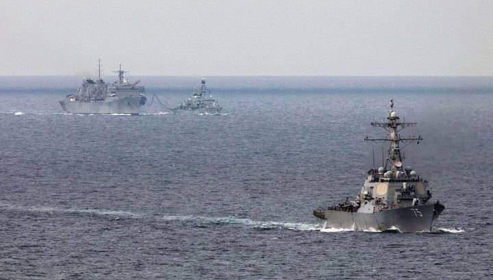 Российский флот следит за кораблями НАТО в Баренцевом море