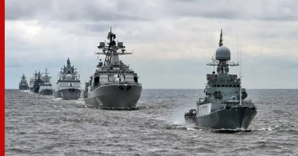 Северный флот взял на сопровождение в Баренцевом море корабли НАТО