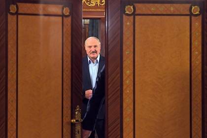 Лукашенко отказался загонять белорусов силой на праздник Дня Победы