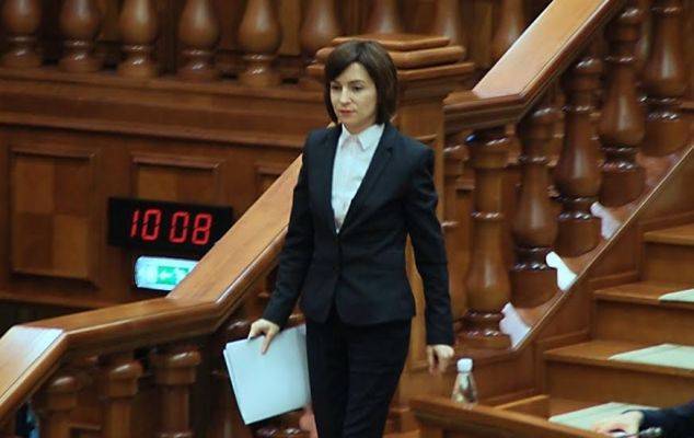 В парламенте Молдавии не осталось порядочных людей — Санду