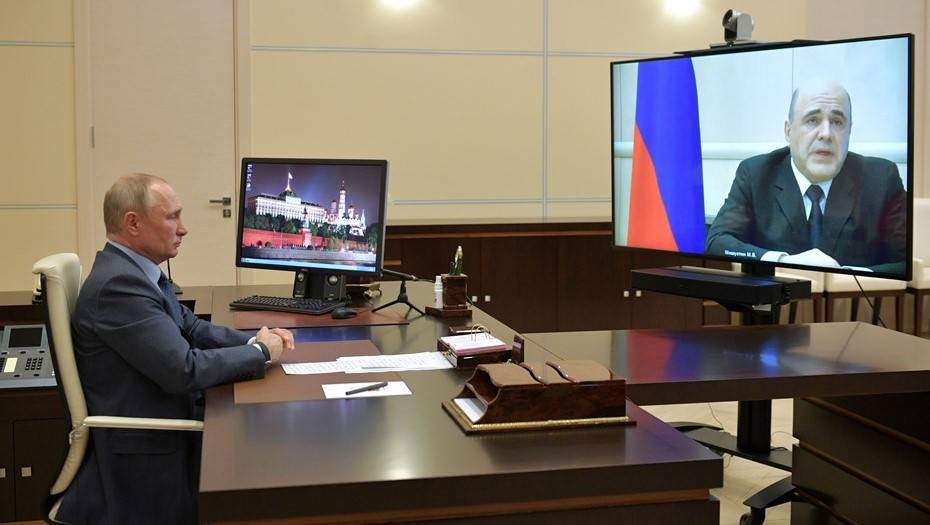 Кабмин выделил регионам 2 млрд рублей на помощь бизнесу, Петербург получит 30 млн
