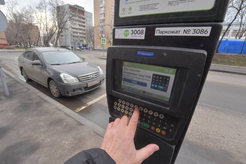 В Мосгордуме решение о бесплатных парковках для столичных волонтёров сочли верным
