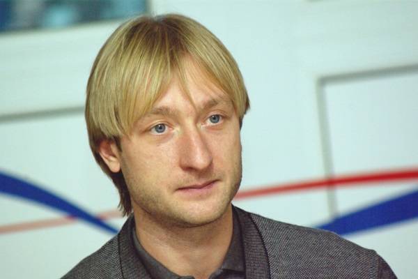 Адвокат Плющенко пообещал пять лет тюрьмы автору слуха о болезни его сына