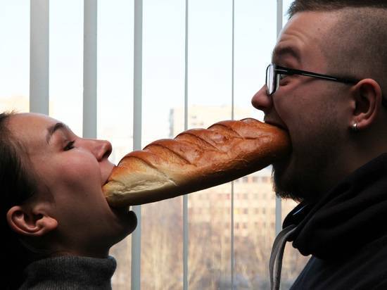 Россияне стали покупать на 62% меньше хлеба