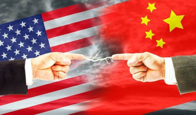 На биржах снижение из-за опасений возобновления торговой войны США и Китая
