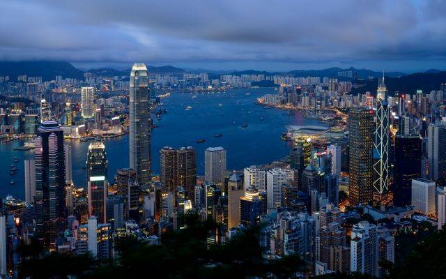 Гонконг переживает беспрецедентный экономический спад