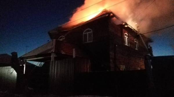 В Подмосковье шесть человек погибли на пожаре в частном доме, где жили более 20 мигрантов