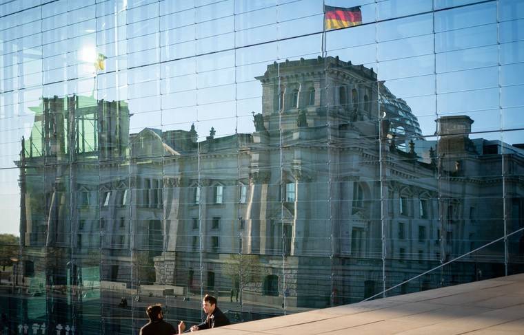 В Германии выдали ордер на арест россиянина из-за кибератаки на Бундестаг