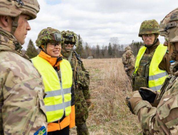 Глава Эстонии предпочла учения НАТО борьбе с коронавирусом