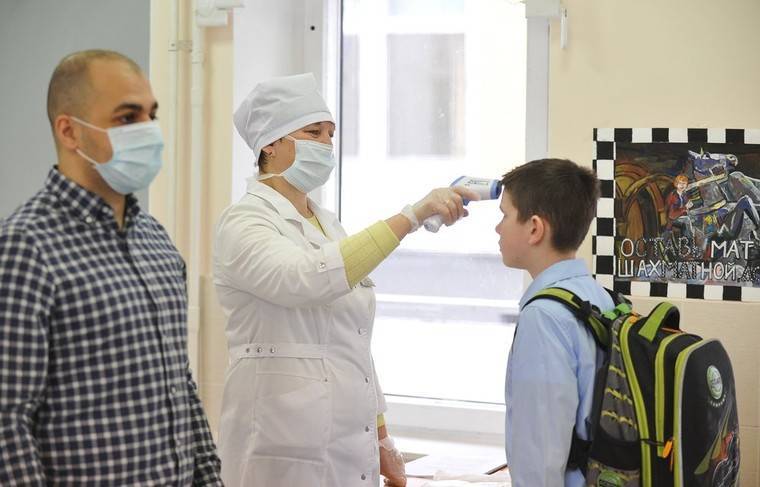 Медики не выявили тяжёлых форм течения коронавируса у российских школьников