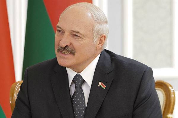 Лукашенко позвал глав государств бывшего СССР на парад в Минск 9 мая
