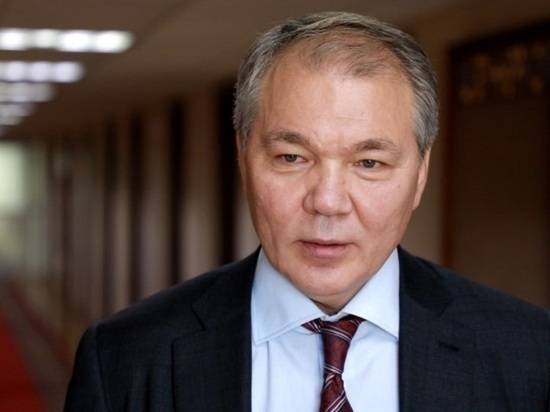 Заболевший коронавирусом депутат Госдумы Калашников пошёл на поправку
