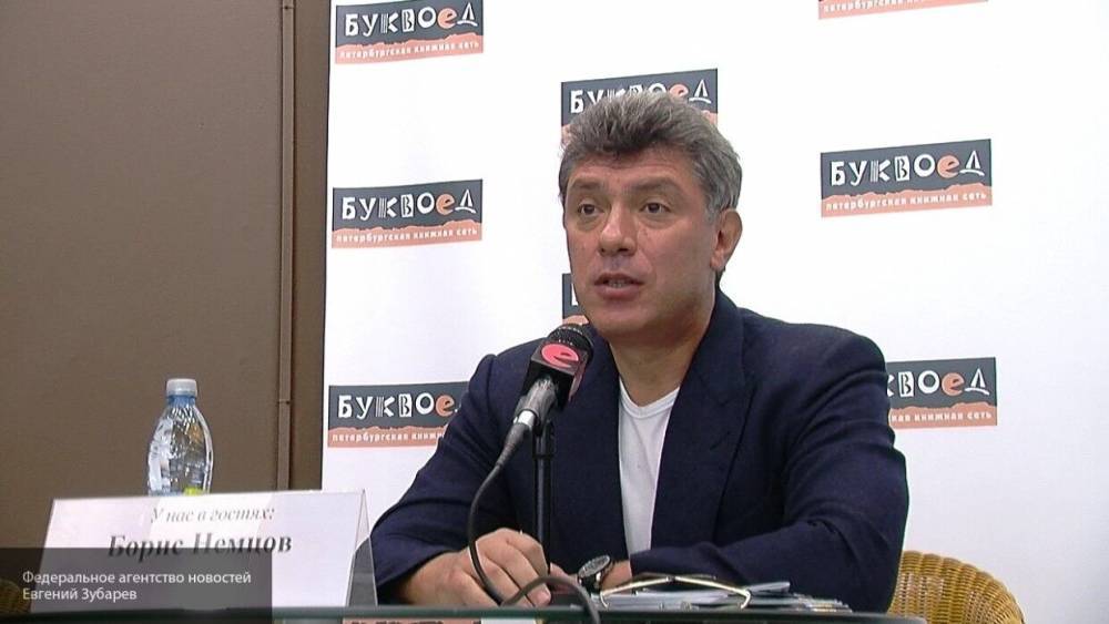 Самонкин раскритиковал Запад за спекуляцию на памяти Немцова