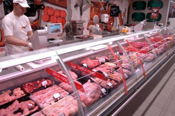 Сербские животноводы несут убытки из-за приостановки экспорта говядины