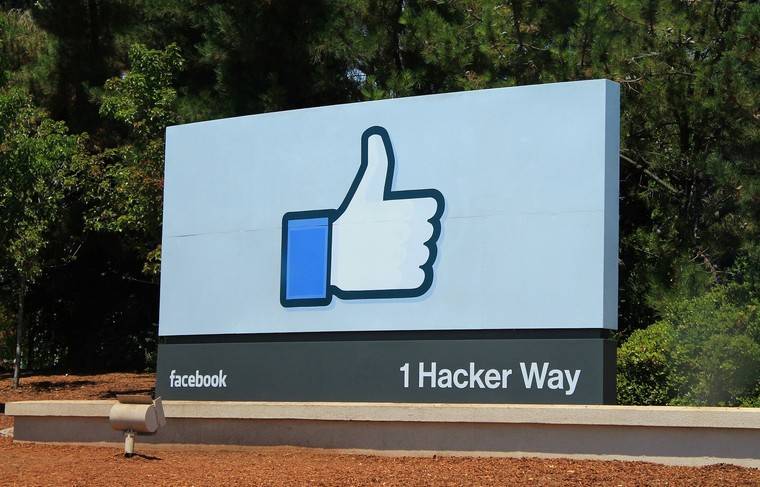 Facebook и Instagram удалили связанную с Россией сеть страниц
