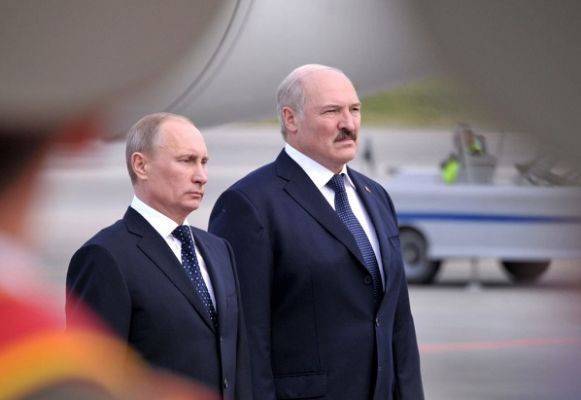 Путин и Лукашенко обсудили борьбу с коронавирусом