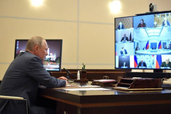 Путин заслушает доклады о выходе из режима самоизоляции