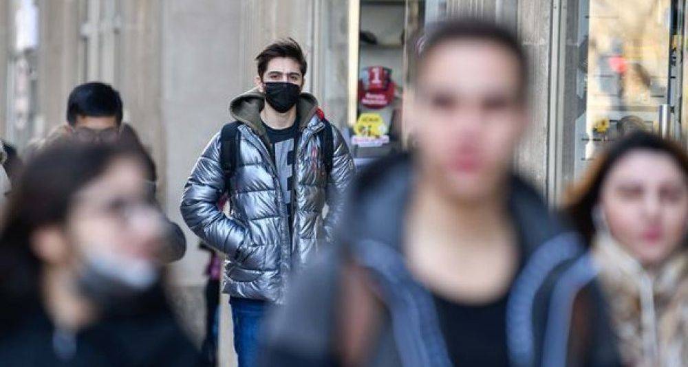 В Азербайджане за отказ носить маски будут штрафовать